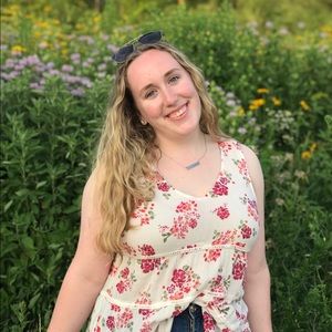 Meet your Posher, Emma